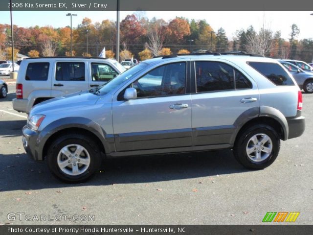 2006 Kia Sorento EX in Silver
