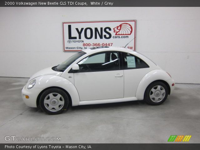 2000 Volkswagen New Beetle GLS TDI Coupe in White