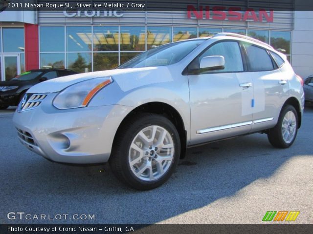 2011 Nissan Rogue SL in Silver Ice Metallic