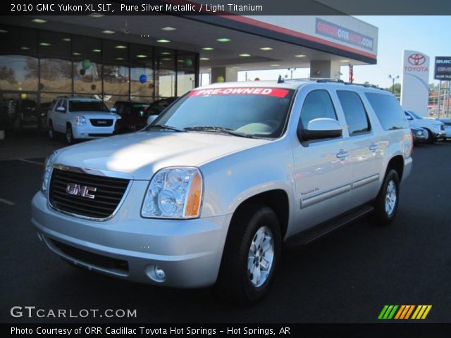 2010 GMC Yukon XL SLT in Pure Silver Metallic