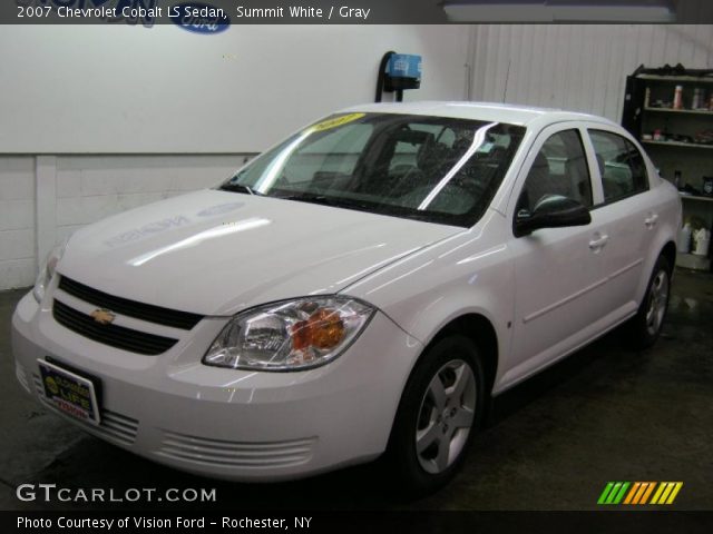 2007 Chevrolet Cobalt LS Sedan in Summit White