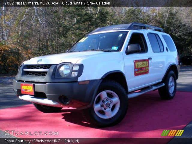 2002 Nissan Xterra XE V6 4x4 in Cloud White
