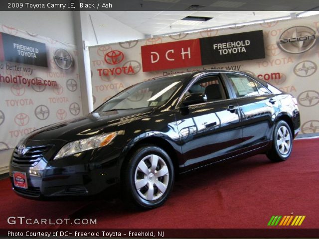 2009 Toyota Camry LE in Black