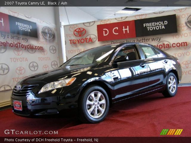 2007 Toyota Camry LE in Black