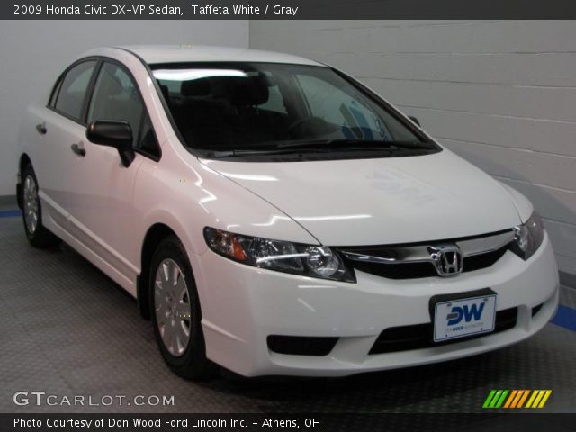 2009 Honda Civic DX-VP Sedan in Taffeta White