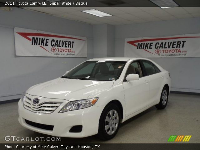 2011 Toyota Camry LE in Super White
