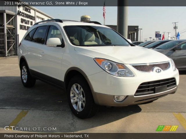 2011 Hyundai Veracruz GLS in Stone White