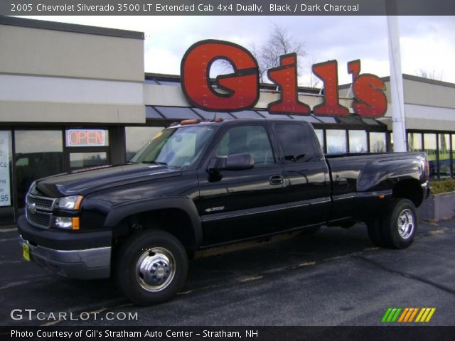 2005 Chevrolet Silverado 3500 LT Extended Cab 4x4 Dually in Black