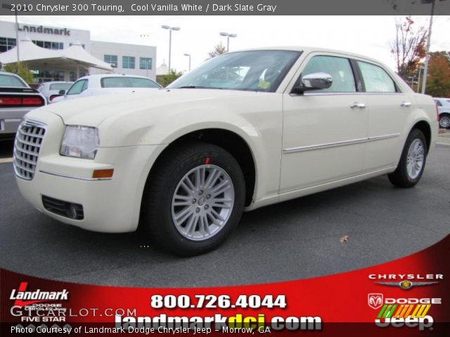 2010 Chrysler 300 Touring in Cool Vanilla White