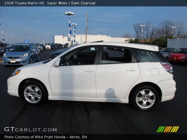 2008 Toyota Matrix XR in Super White
