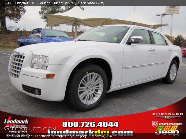 2010 Chrysler 300 Touring in Bright White