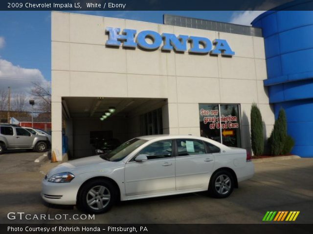 2009 Chevrolet Impala LS in White