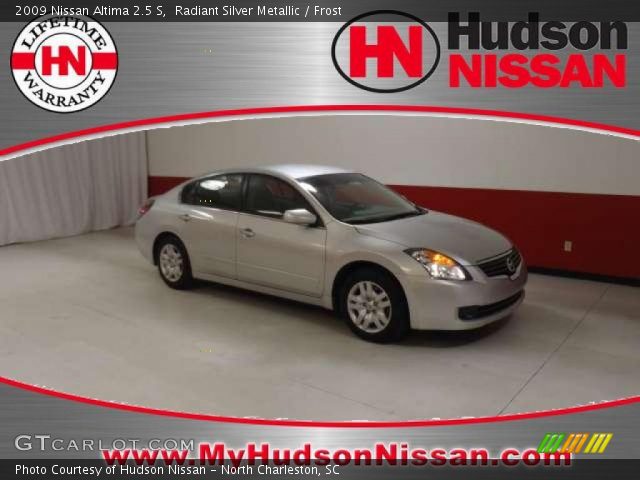 2009 Nissan Altima 2.5 S in Radiant Silver Metallic