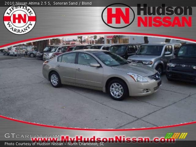 2010 Nissan Altima 2.5 S in Sonoran Sand