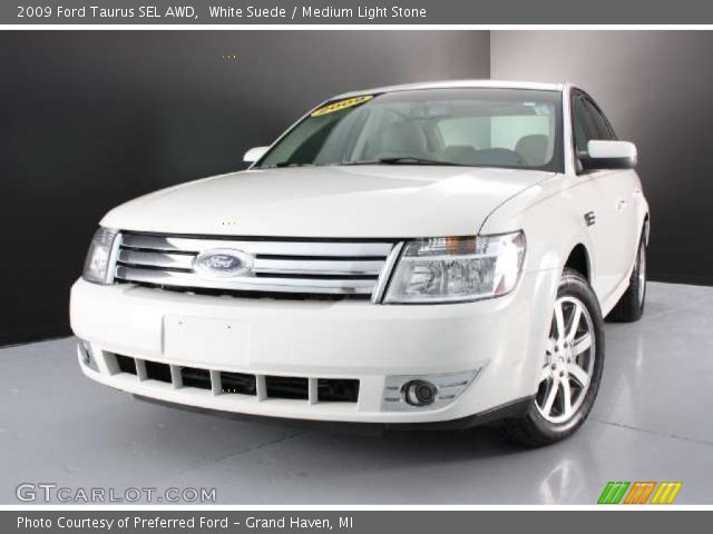 2009 Ford Taurus SEL AWD in White Suede