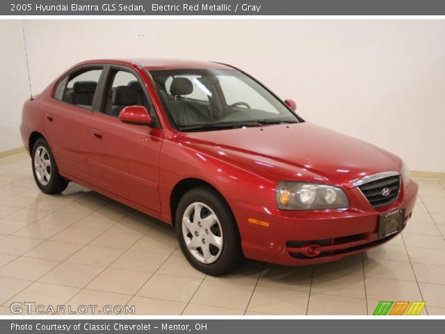 2005 Hyundai Elantra GLS Sedan in Electric Red Metallic