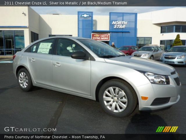 2011 Chevrolet Cruze LS in Silver Ice Metallic
