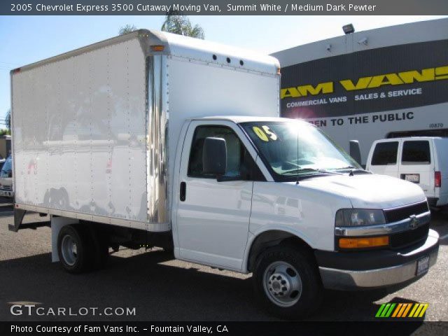 2005 Chevrolet Express 3500 Cutaway Moving Van in Summit White