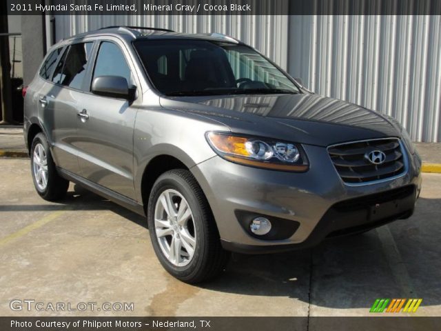 2011 Hyundai Santa Fe Limited in Mineral Gray
