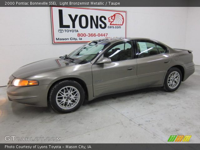 2000 Pontiac Bonneville SSEi in Light Bronzemist Metallic