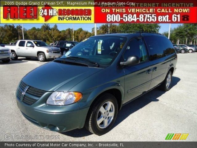 2005 Dodge Grand Caravan SXT in Magnesium Pearl