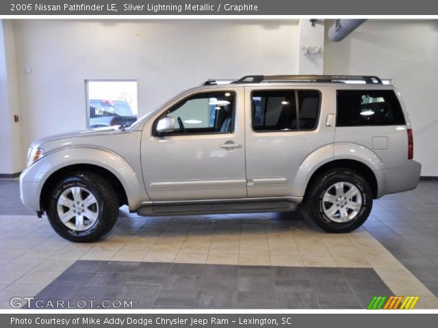 2006 Nissan Pathfinder LE in Silver Lightning Metallic