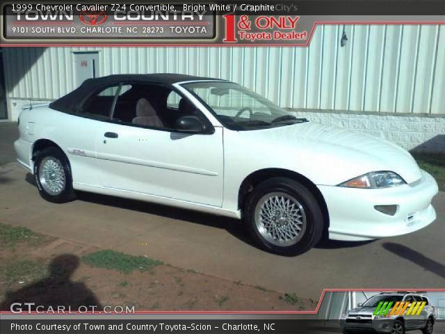 1999 Chevrolet Cavalier Z24 Convertible in Bright White