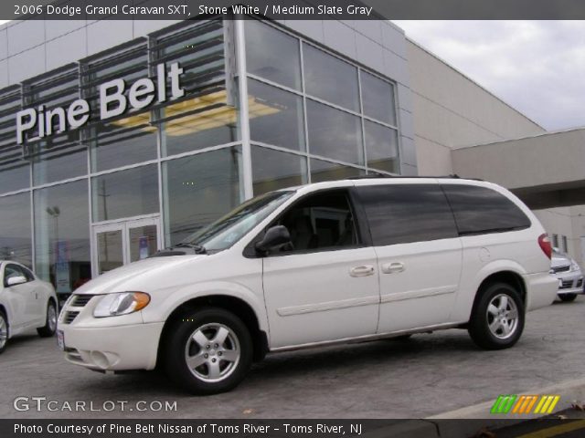 2006 Dodge Grand Caravan SXT in Stone White
