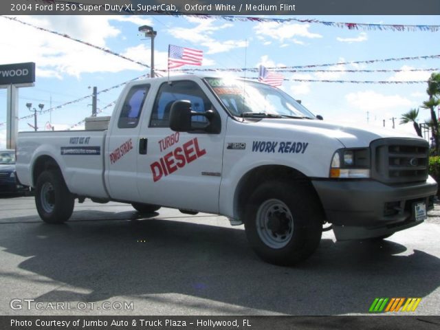 2004 Ford F350 Super Duty XL SuperCab in Oxford White