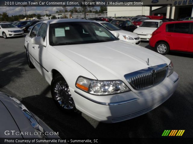2010 Lincoln Town Car Continental Edition in Vibrant White
