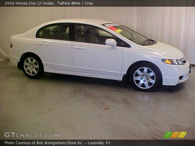 2009 Honda Civic LX Sedan in Taffeta White