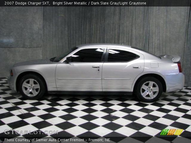 2007 Dodge Charger SXT in Bright Silver Metallic