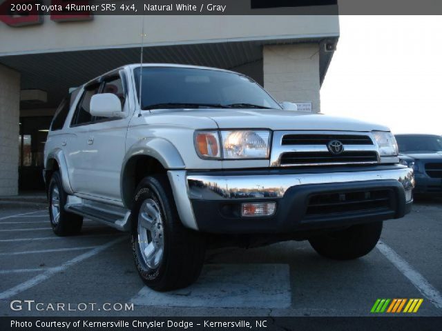 2000 Toyota 4Runner SR5 4x4 in Natural White