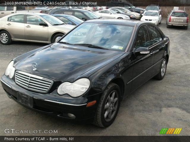 2003 Mercedes-Benz C 240 Sedan in Black