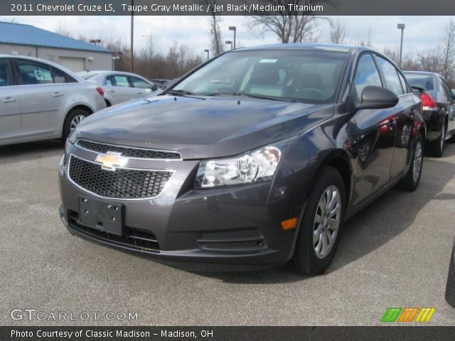 2011 Chevrolet Cruze LS in Taupe Gray Metallic