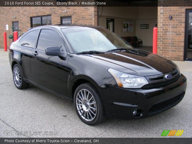 2010 Ford Focus SES Coupe in Ebony Black