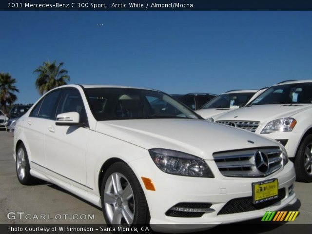 2011 Mercedes-Benz C 300 Sport in Arctic White