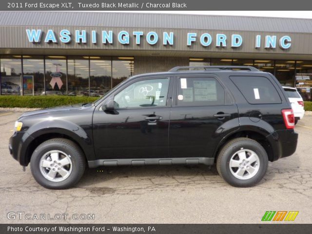 2011 Ford Escape XLT in Tuxedo Black Metallic