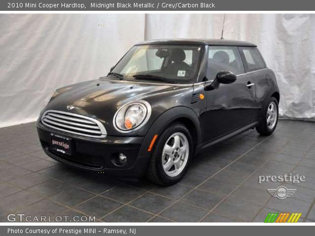 2010 Mini Cooper Hardtop in Midnight Black Metallic