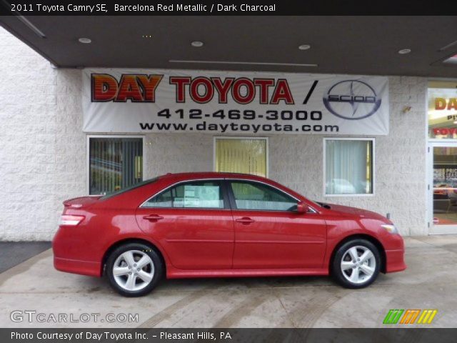 2011 Toyota Camry SE in Barcelona Red Metallic