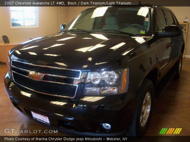 2007 Chevrolet Avalanche LT 4WD in Black