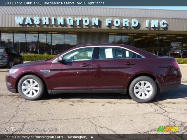 2011 Ford Taurus SE in Bordeaux Reserve Red