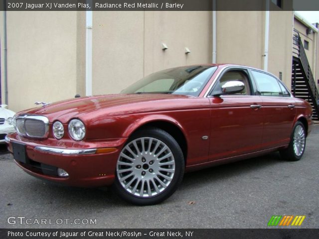 2007 Jaguar XJ Vanden Plas in Radiance Red Metallic