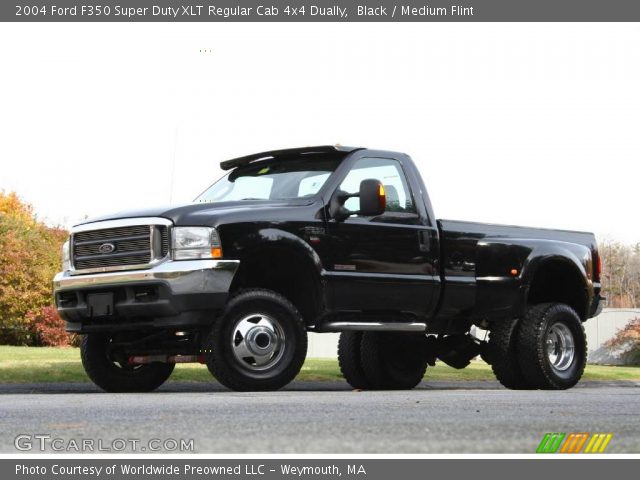 2004 Ford F350 Super Duty XLT Regular Cab 4x4 Dually in Black