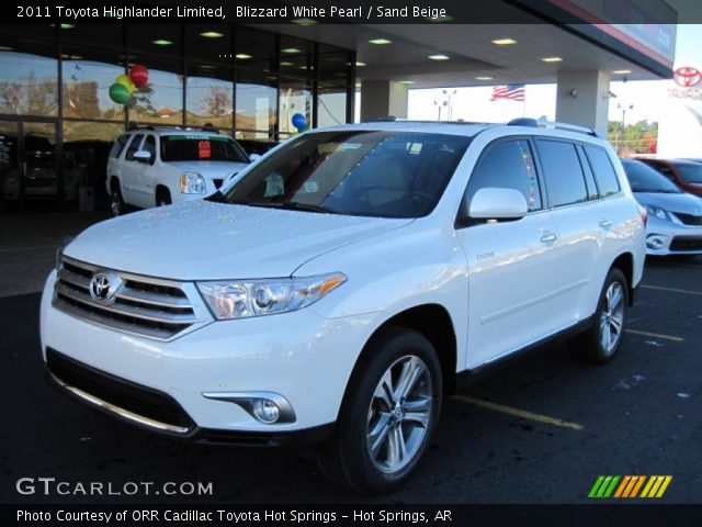 2011 Toyota Highlander Limited in Blizzard White Pearl