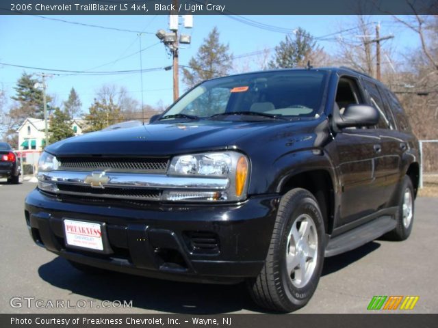 2006 Chevrolet TrailBlazer LS 4x4 in Black