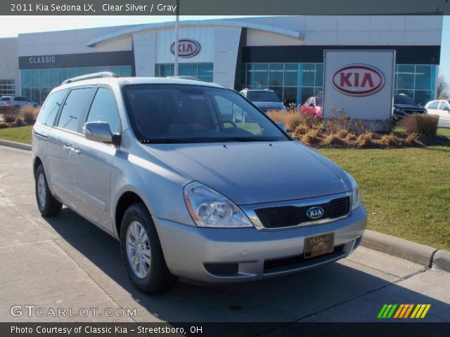 2011 Kia Sedona LX in Clear Silver