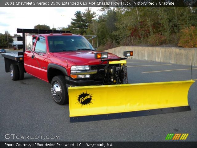 2001 Chevrolet Silverado 3500 Extended Cab 4x4 Chassis Plow Truck in Victory Red