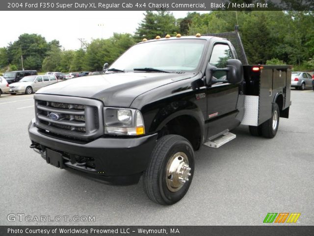 2004 Ford F350 Super Duty XL Regular Cab 4x4 Chassis Commercial in Black