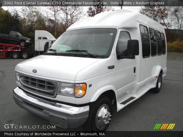2002 Ford E Series Cutaway E350 Commercial Passenger Van in Oxford White